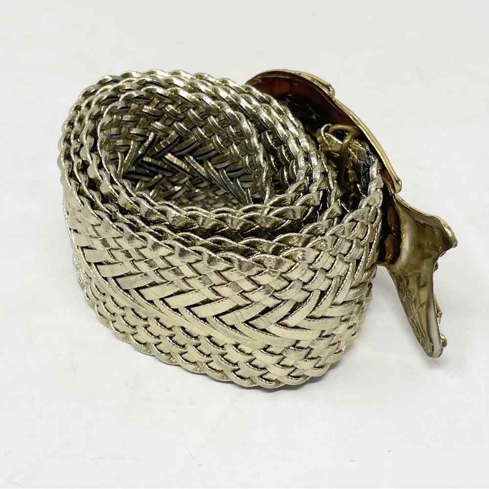 OOAK Vintage Women’s Gold Tone Brass Fish Buckle Woven Leather Belt Adjustable - Picture 4 of 8